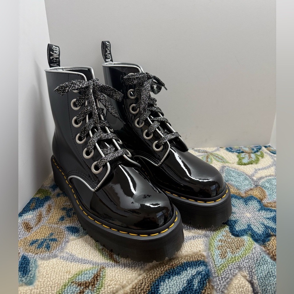 Dr. Martens Molly Platform Retro Quad Black Patent Lamper Sold Out Rare! 11 NWOT